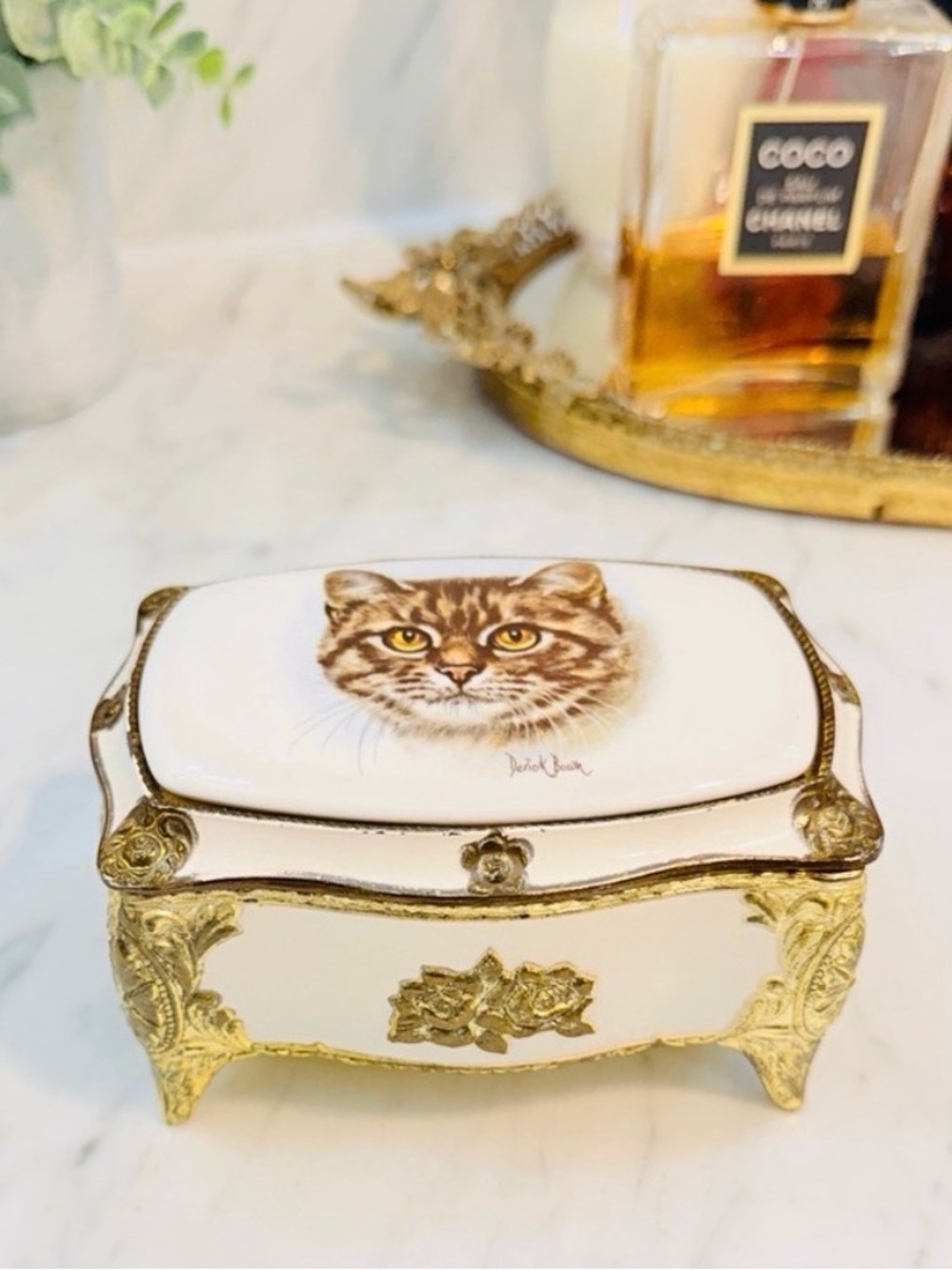 Vintage Porcelain & Enamel Cat Trinket Jewelry Box